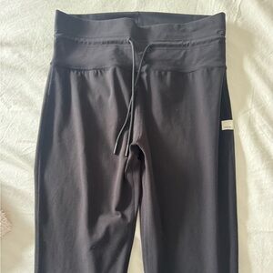 Vuori Black Women's Leggings